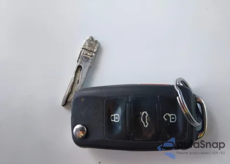 2011 Volkswagen Jetta 2.5L Se z USA, uszkodzony, nr VIN 3VWBX7AJ3BM369100